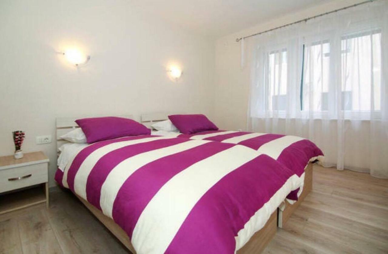 Apartment Andelina Split